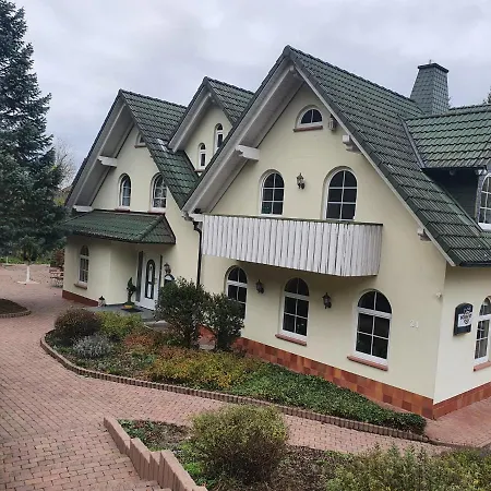 Hotel Und Restaurant Gruener Hahn *