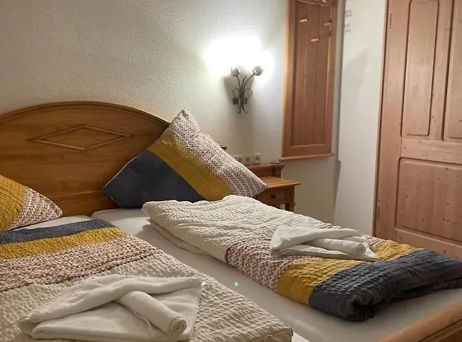 Hotel Und Restaurant Gruener Hahn *